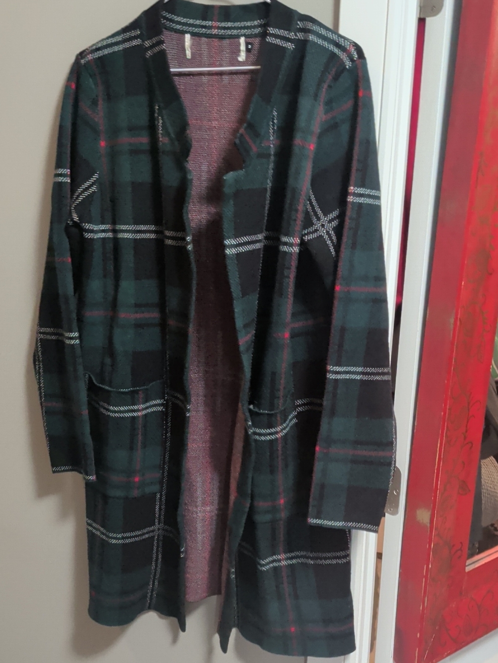 Women's Plaid Green And Black Cardigan Sweater In Size Medium